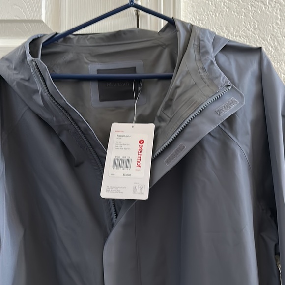 COPY - New with Tags Marmot rain jacket - Picture 4 of 10